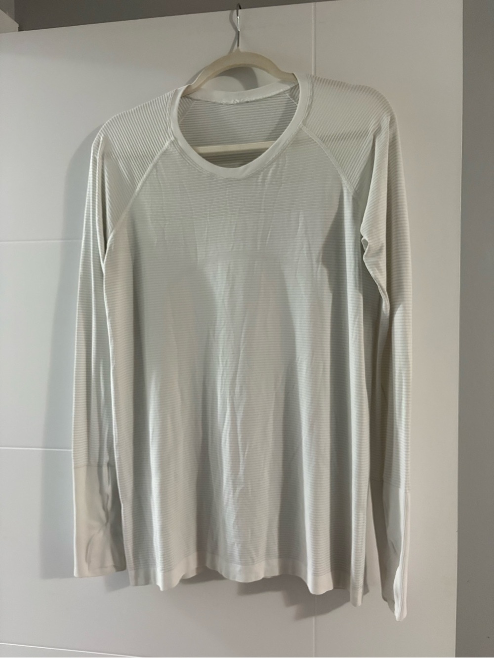 Lululemon Women's Long-Sleeve Running Shirt